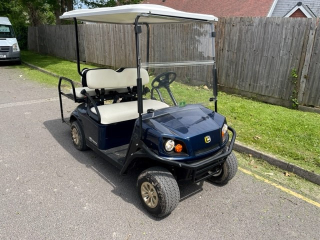 Used Cushman Shuttle 2+2 for sale Hampshire