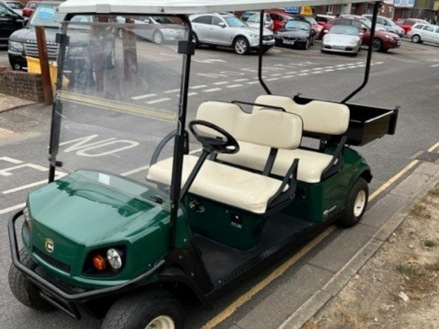 Used petrol Cushman Shuttle 4 for sale